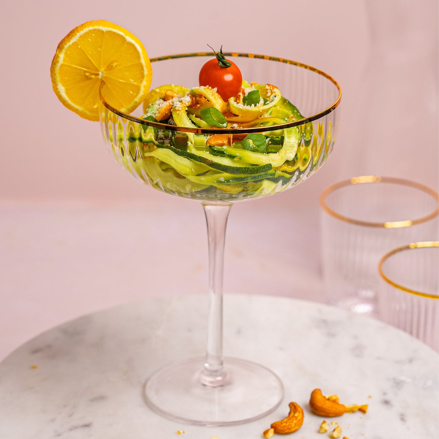 Einfache Tomatensauce mit Zoodles (Grundrezept) - Wundermix GmbH
