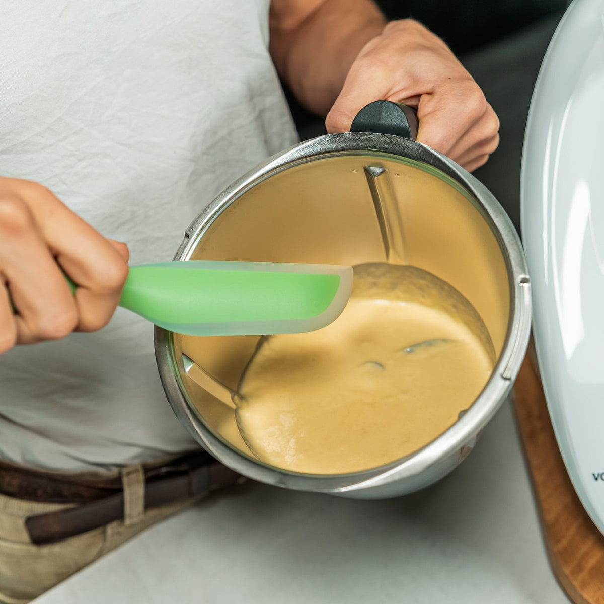 WunderSpatel® | Biegsamer Spatel ideal für deine Küchenmaschine - Wundermix GmbH