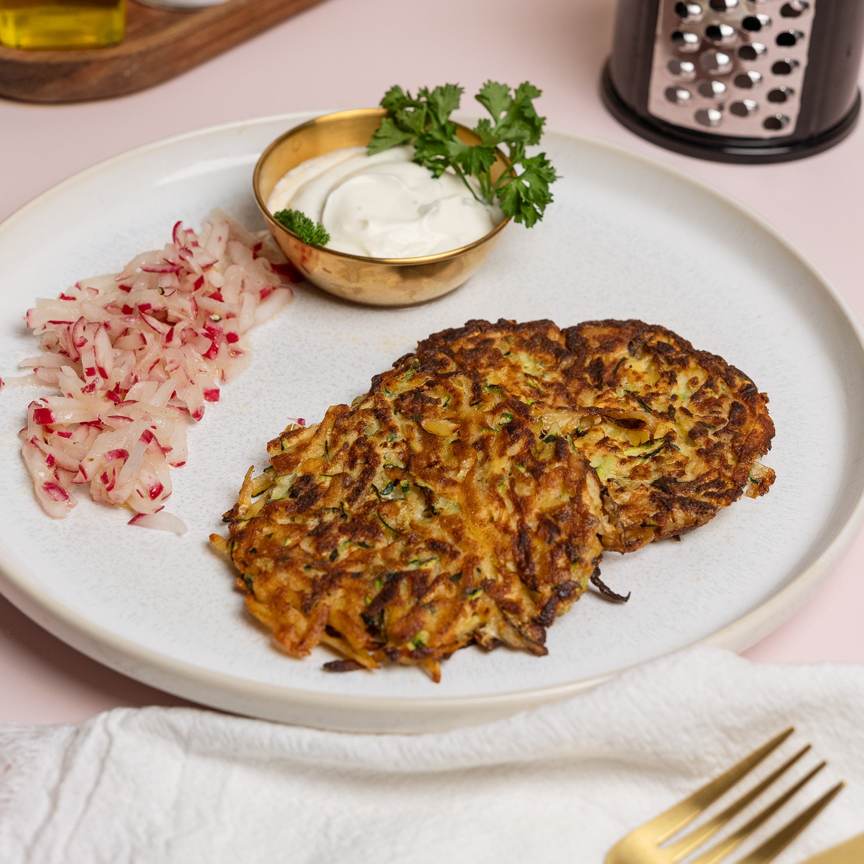 Kartoffelrösti mit Zucchini – schnell geraspelt! - Wundermix GmbH