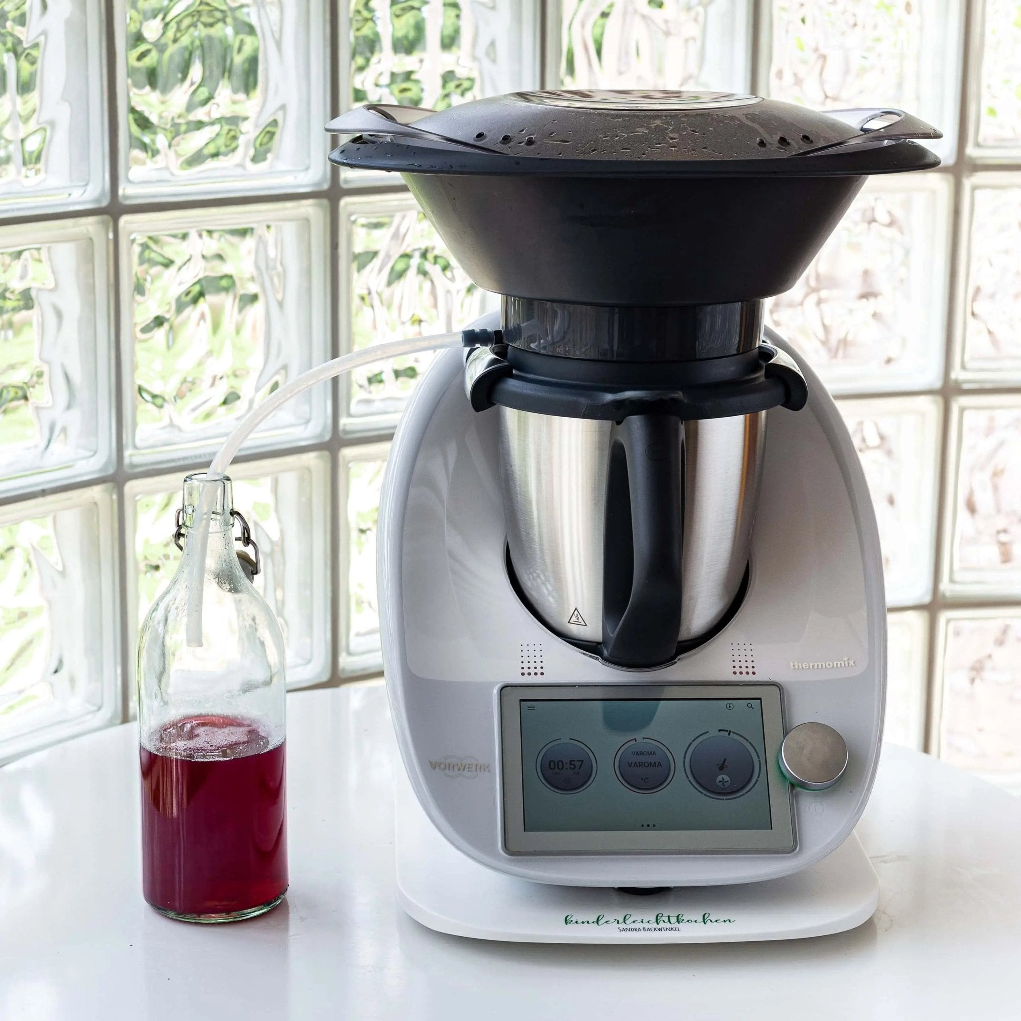 Dampfentsafter - Aufsatz von MixFino® für Thermomix TM6, TM5, TM31 und TM Friend - Wundermix GmbH
