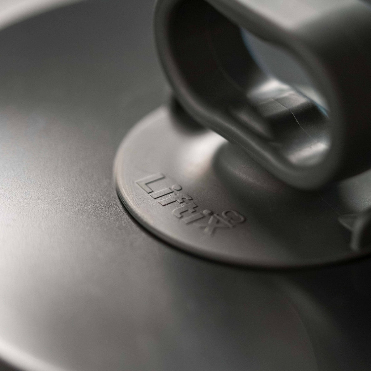 Liftix® | Saugnapf - Griff für Varoma - Deckel & Dampfgaraufsatz - Deckel Monsieur Cuisine - Wundermix GmbH
